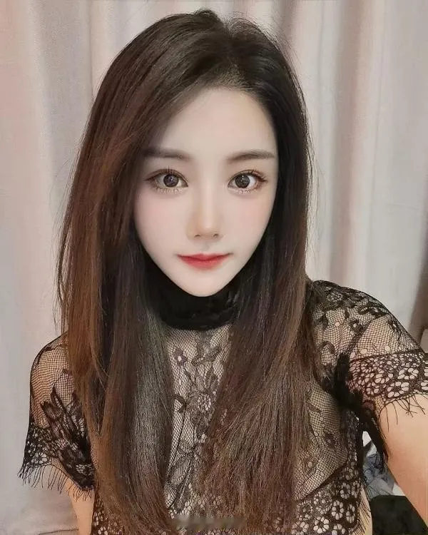 性感美乳颜值老师