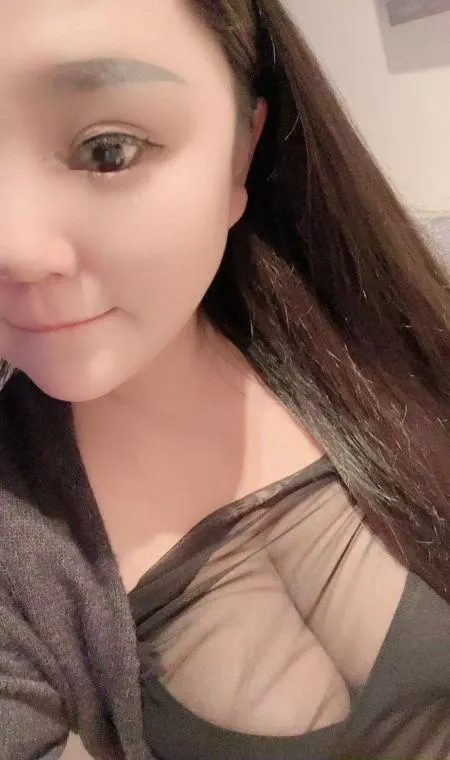 丰满小肥妹