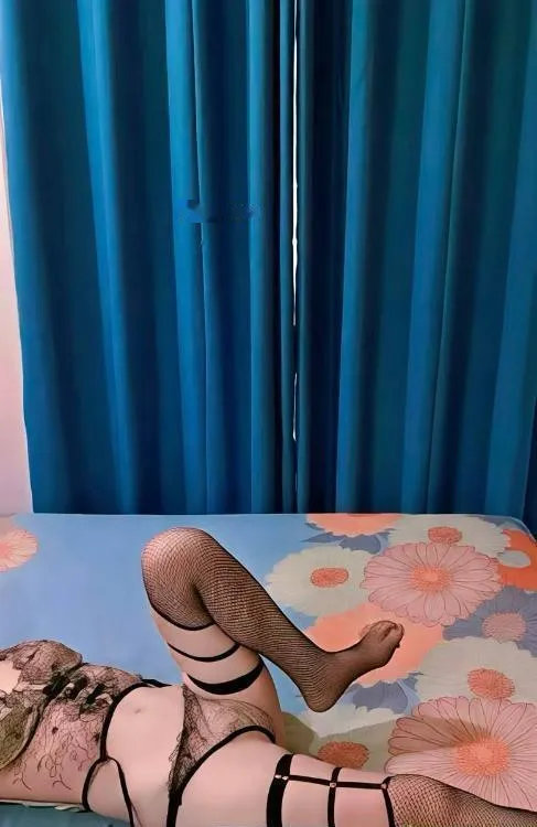 风骚穴紧水汪汪