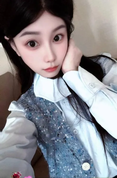黄埔性感御姐梦栀
