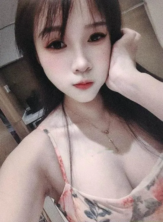 天河舌吻小妖精