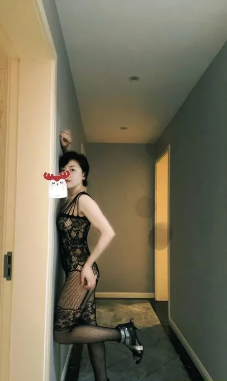 黄泥磅健身翘臀良家