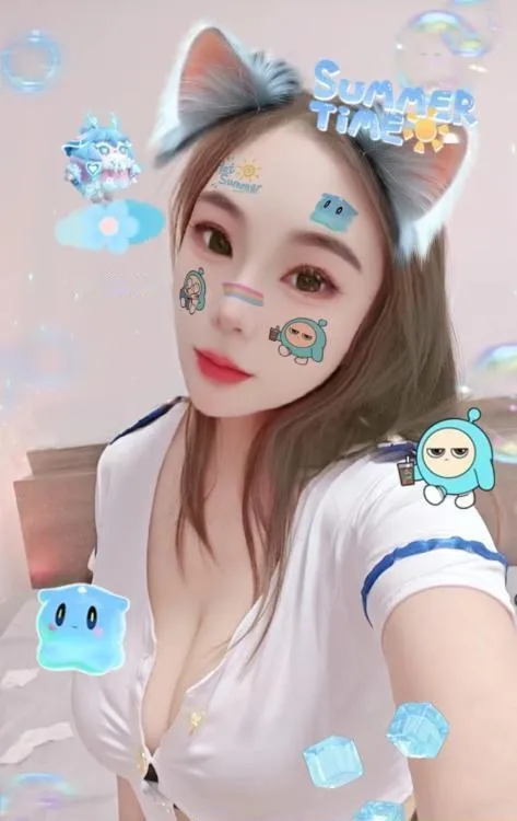 镜前爆乳榨汁战神西西