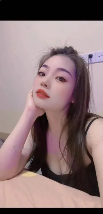 出击S级身材乔妹