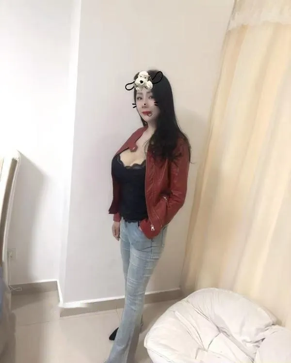 嘉兴胸大屁股大