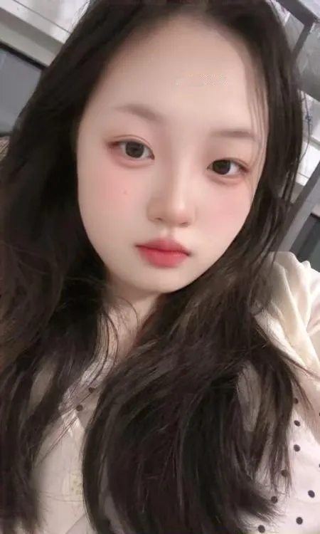 南京南大高个美少女