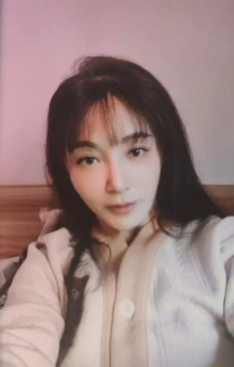 猫姐黑丝女老师剧情