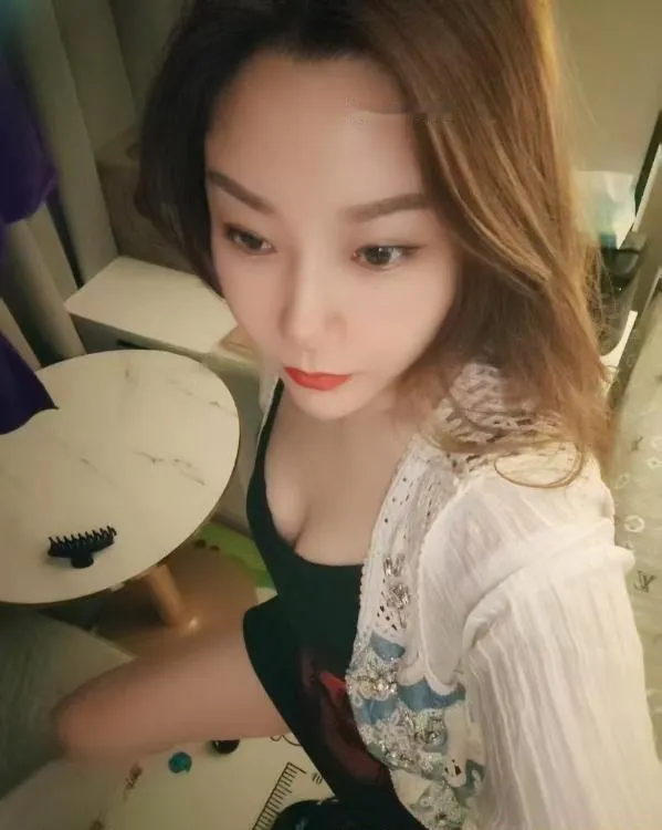 下沙小姐姐