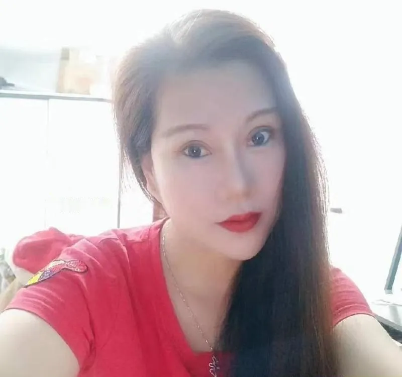 骚浪小熟女