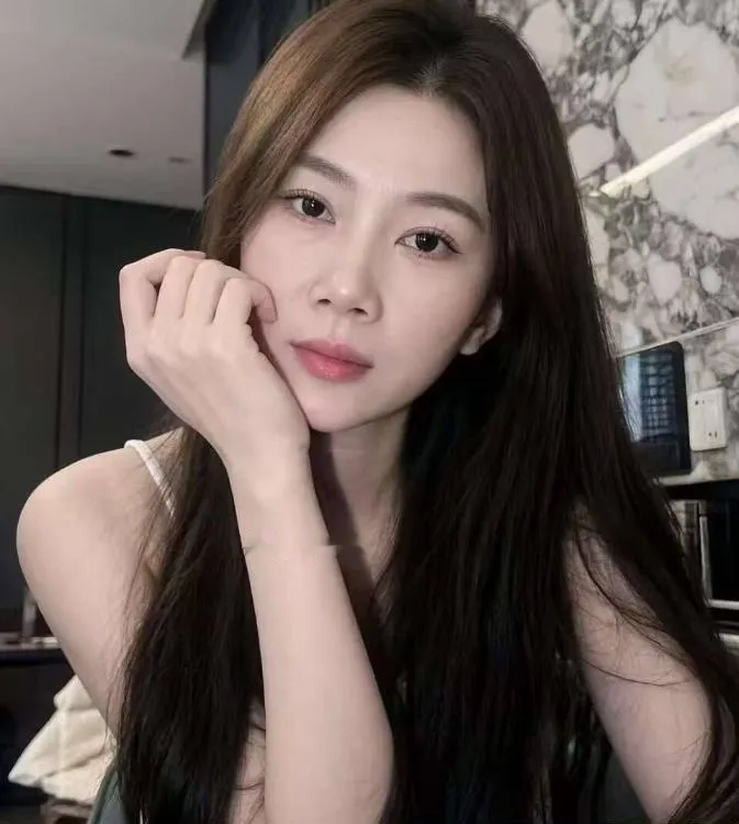 服务极好骚货花花