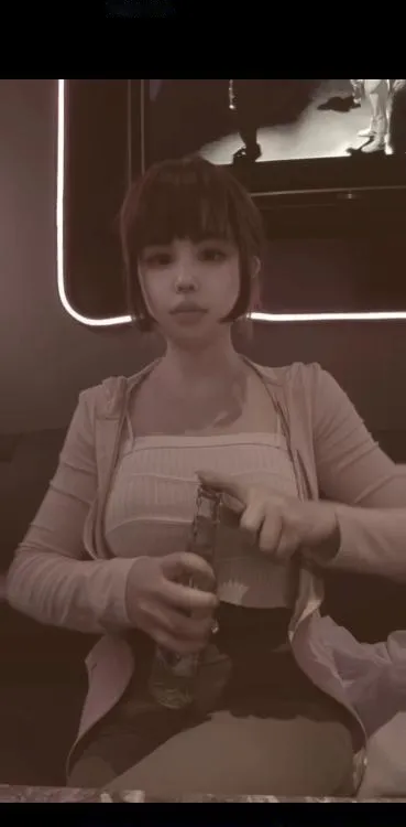 铁心桥大奶嫩妹