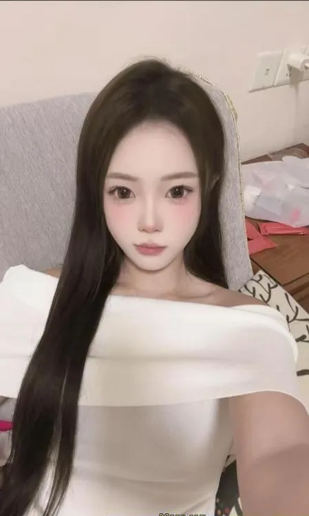 性感年轻小骚货