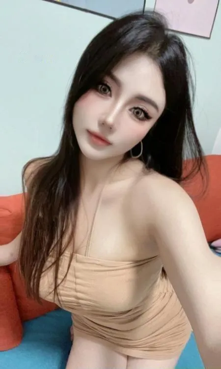 钟爱高挑黑丝大长腿