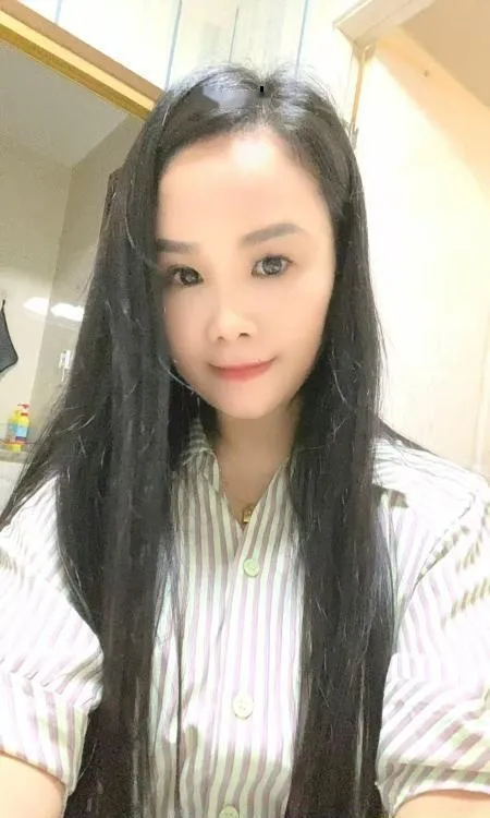 义乌贝村御姐