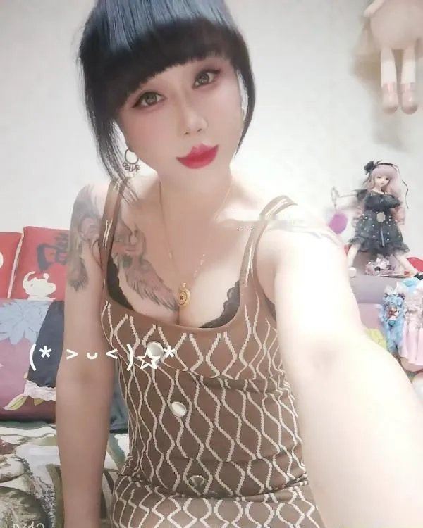 侧入后入少妇