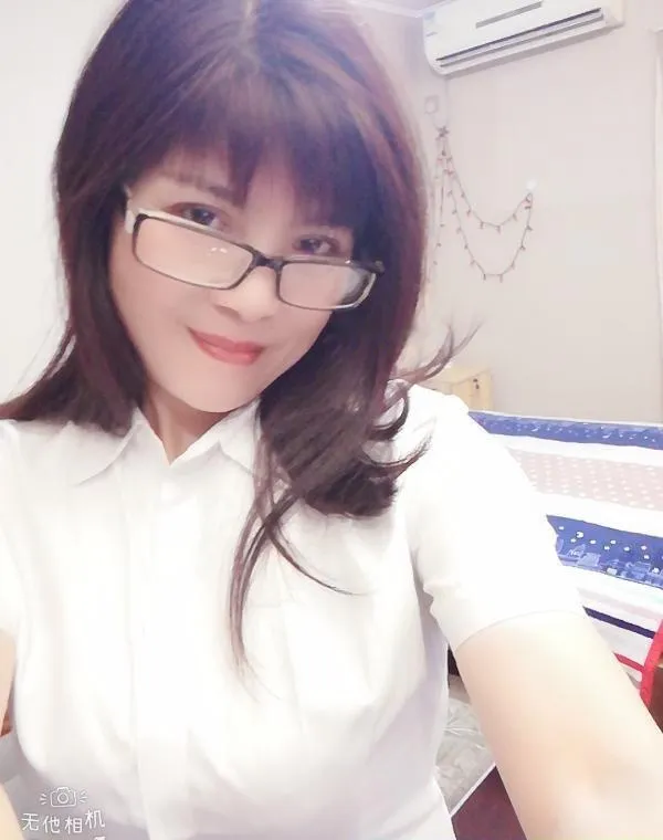 布吉少妇青青