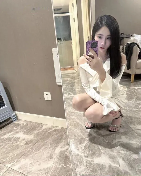闷骚高挑御姐