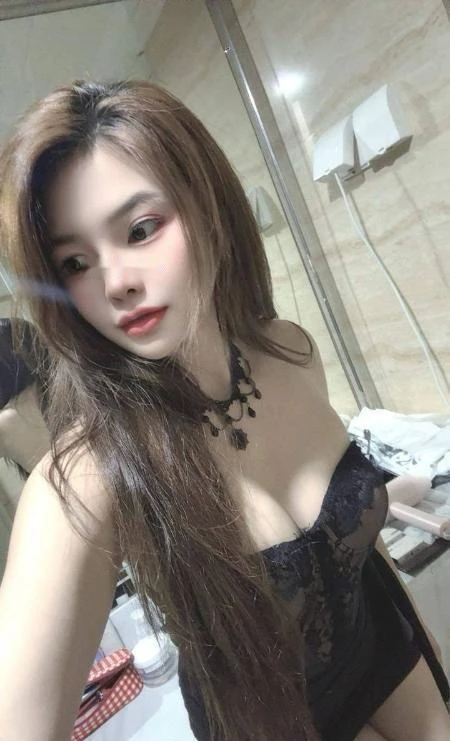服务系玉女风