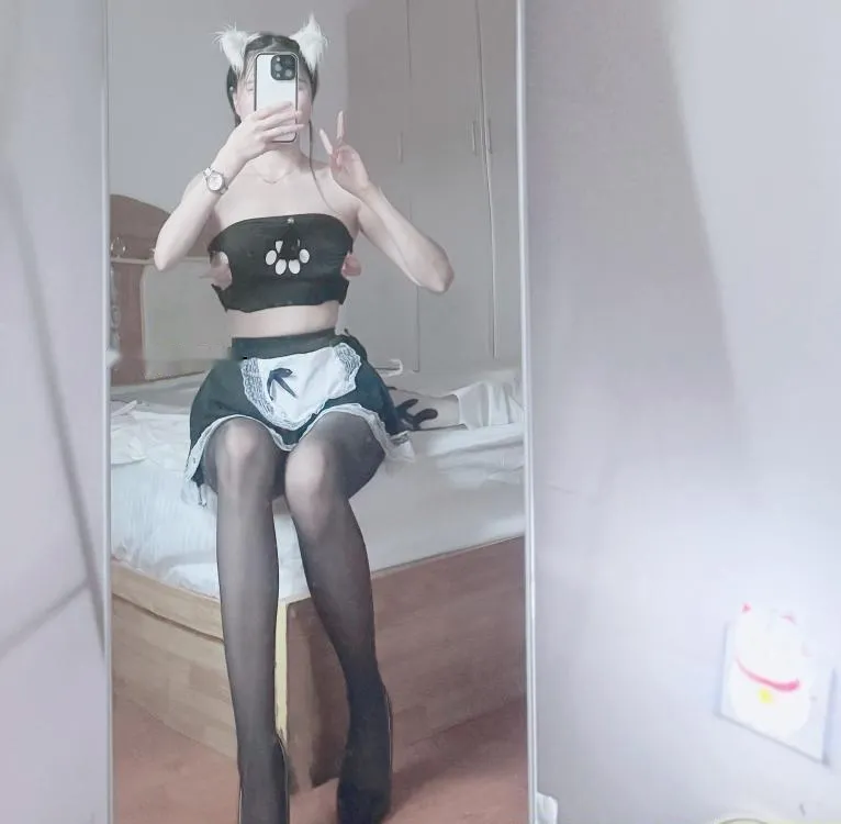 诗诗自聊半套