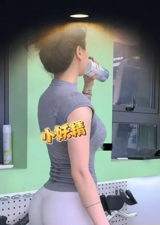 BBW巨乳健身教练
