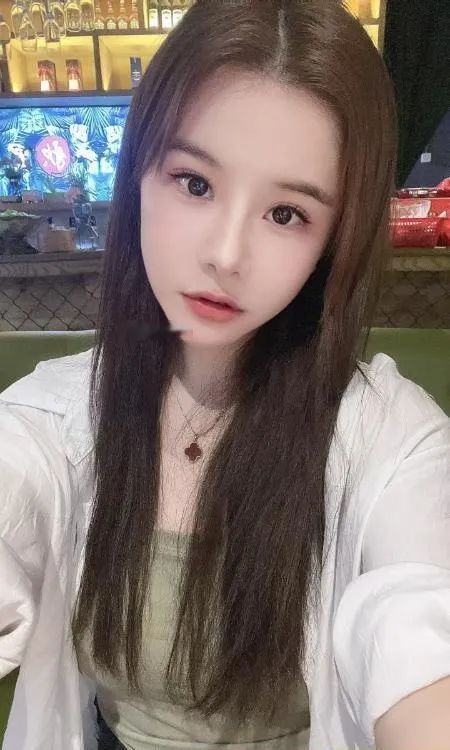 性感巨乳甜甜