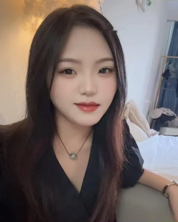 实惠全套素人小姐姐