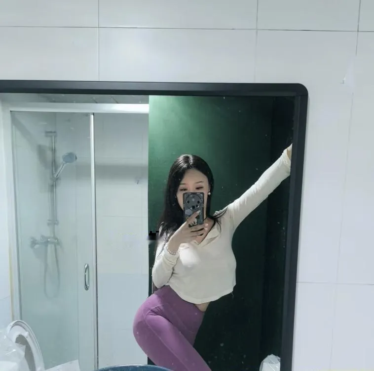 丝足女神小雅