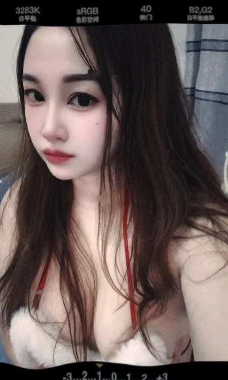 大奶骚妇