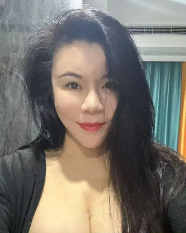 大奶熟女飘雪