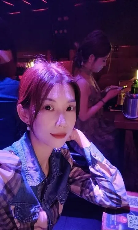 刚刚做的小少妇