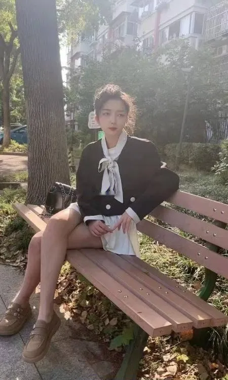 刚下海小姐姐