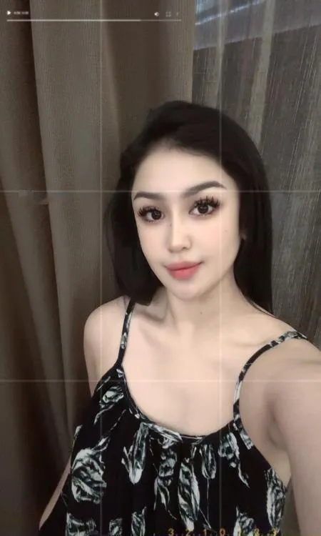 大长腿米娜