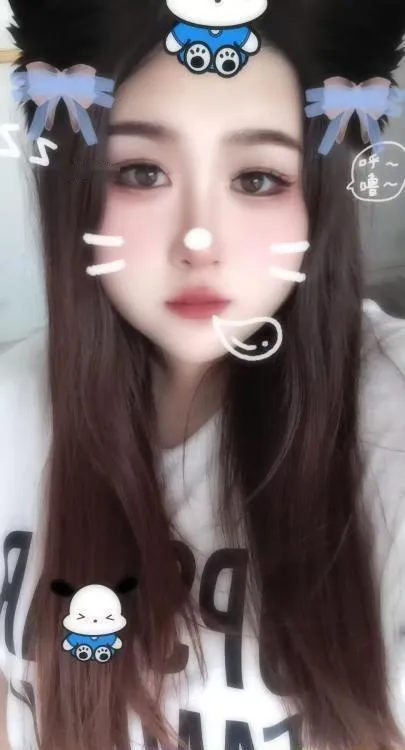 西塔微胖妹儿