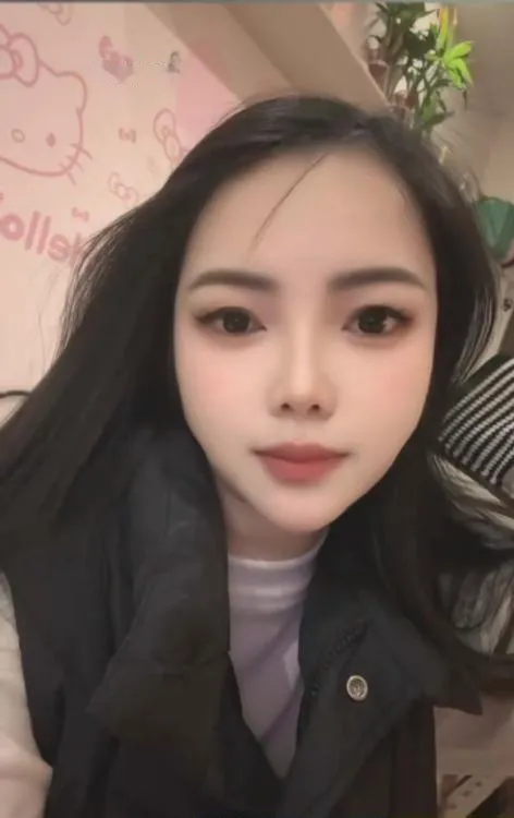 开美甲店兼职姐姐