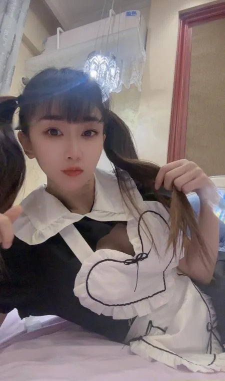 双马尾小姐姐
