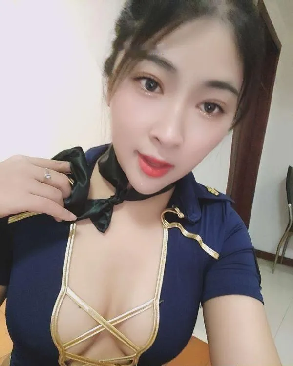 大骚臀小姨子