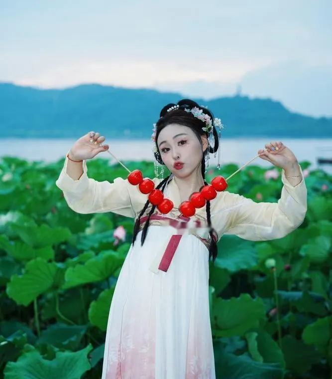 一字马川妹子