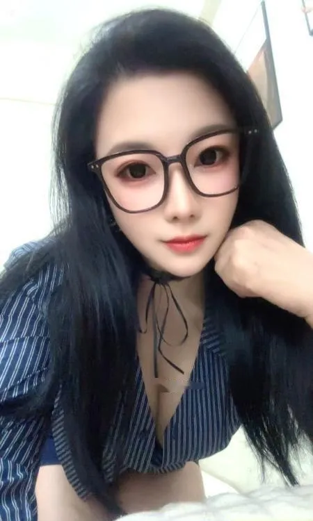 美女小姐姐