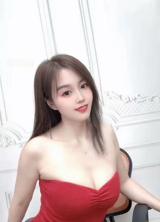舌吻御姐思思