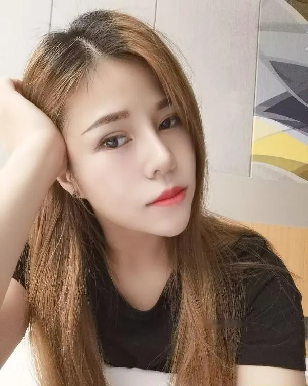 闵行彤彤