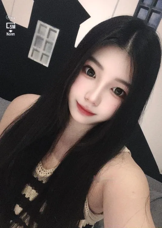 肥臀大胸妹
