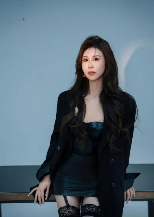 沈阳S柒彩月