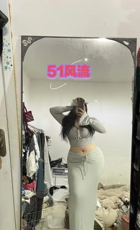 再次邂逅肥臀美女