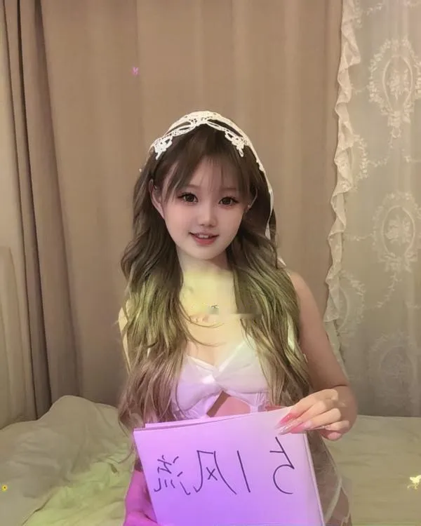 纯欲大眼睛妹妹