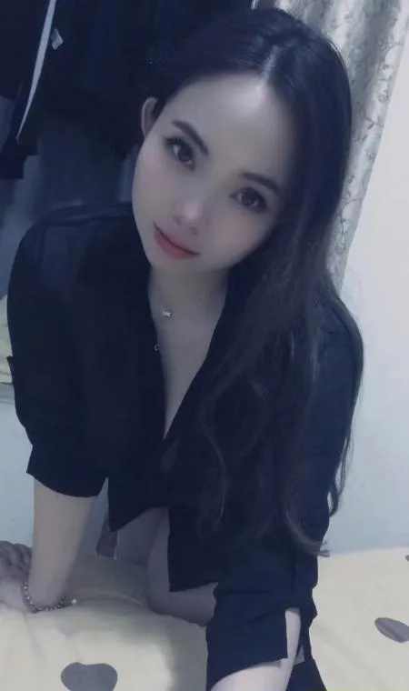 性感骚货大奶妹