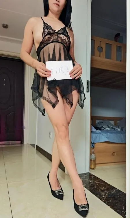 长腿细腰少妇悠悠