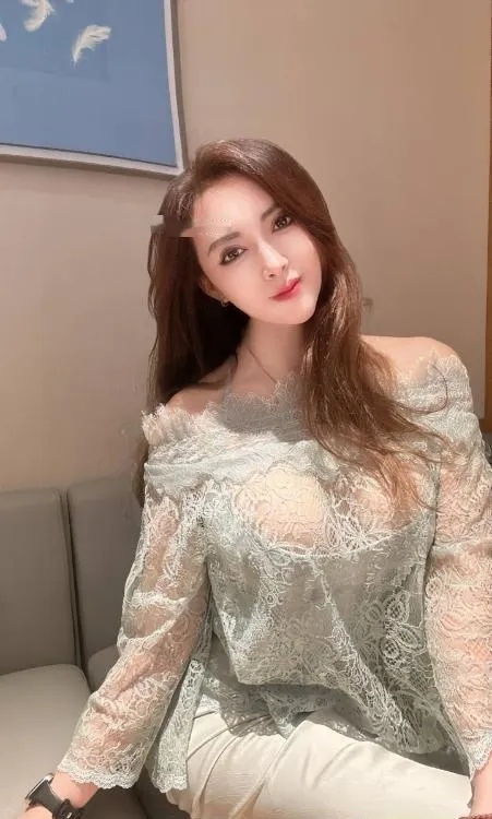 风骚制服诱惑老师
