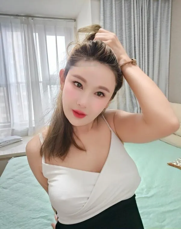 昆山万达气质美少妇