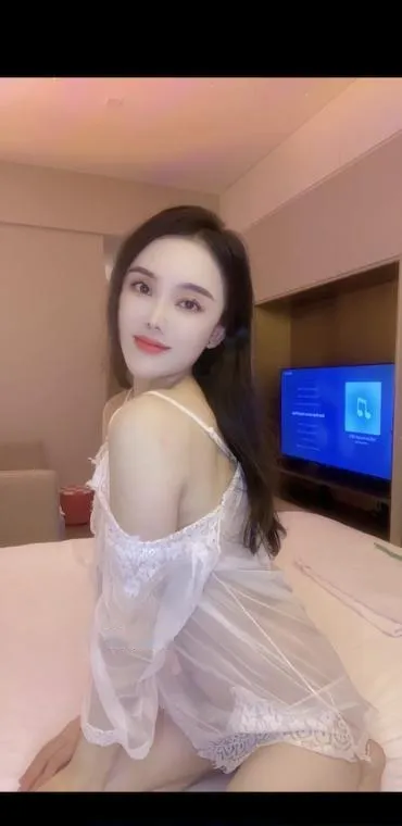 罗湖倾城