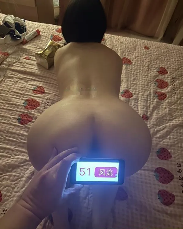 三点粉嫩妹依恋